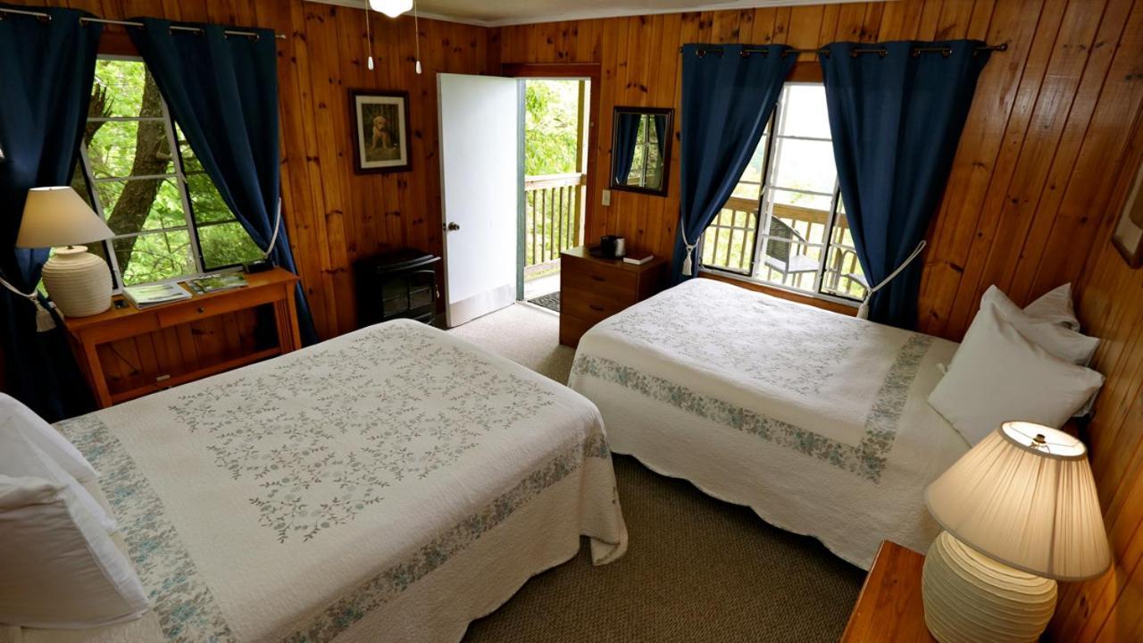 Alpine Inn Little Switzerland Buitenkant foto