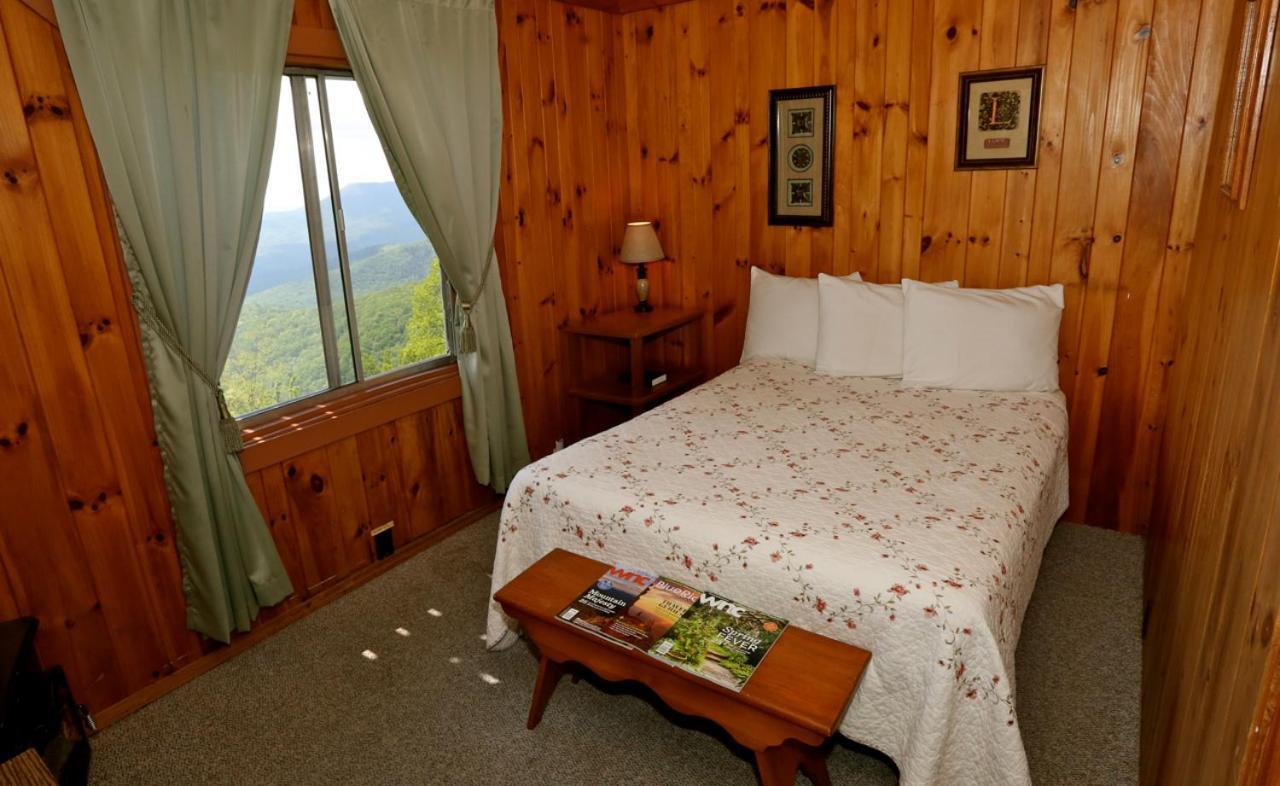 Alpine Inn Little Switzerland Buitenkant foto